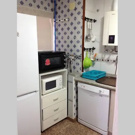 Bonito Piso Frente Al Mar Con Piscina Y Parking Apartment *